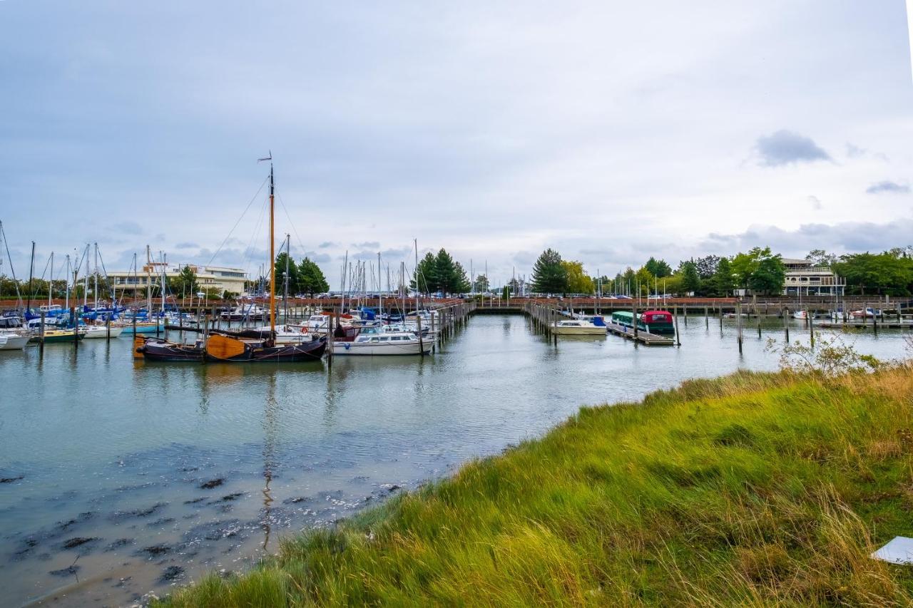 1 Night Free Comfortable Ensuite Rooms, Gillingham - Sk Hoo Extérieur photo