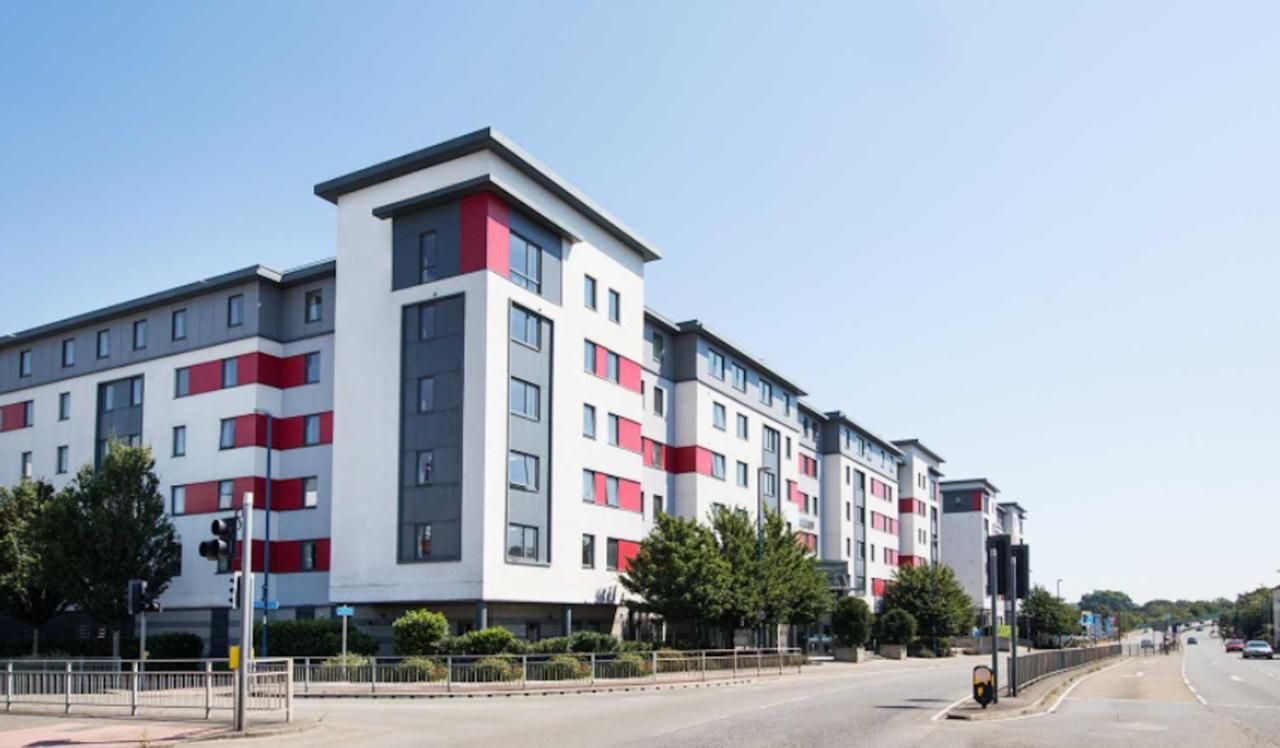 1 Night Free Comfortable Ensuite Rooms, Gillingham - Sk Hoo Extérieur photo