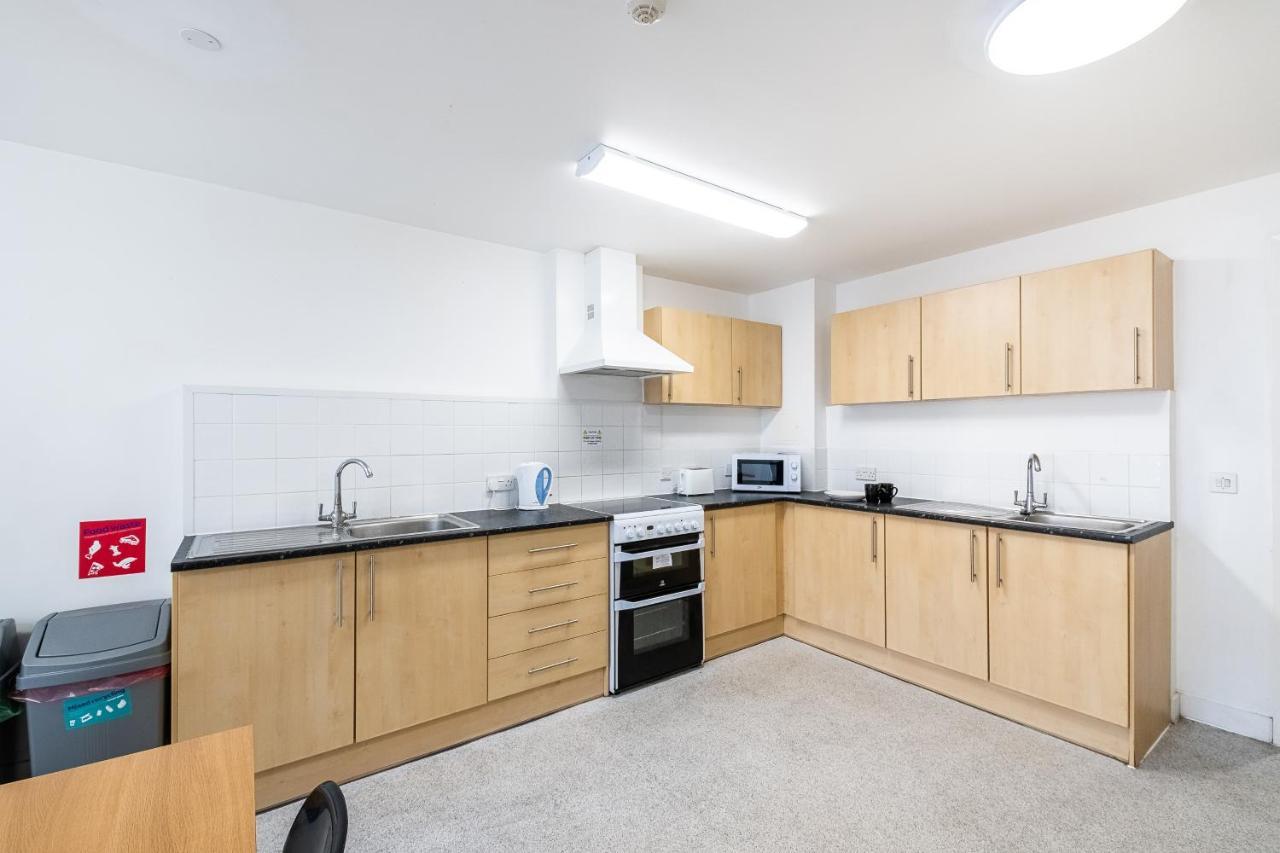 1 Night Free Comfortable Ensuite Rooms, Gillingham - Sk Hoo Extérieur photo